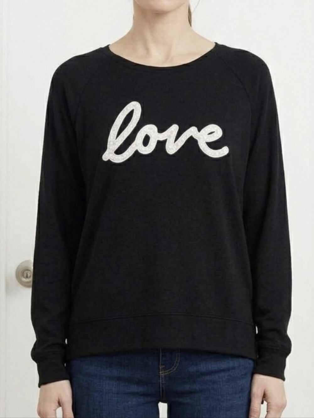 CATO Love graphic with pearl detail. Black tunic EUC XL